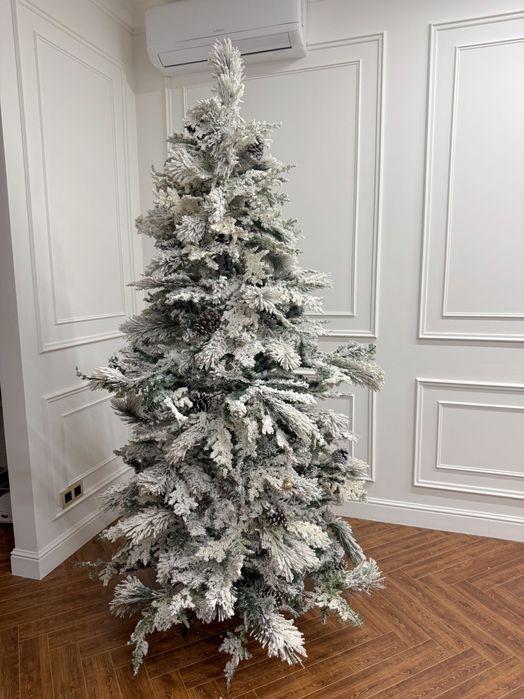 искусственная новогодняя елка