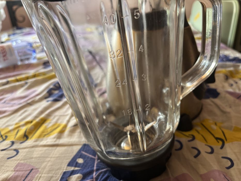 Grinder blender juicer