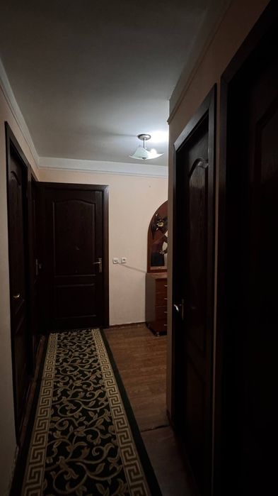 Продажа 3х комнатной квартиры 3(4)/5/5. Метро Новза