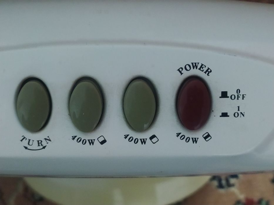 Три электрических обогревателя! Лёгкие переносные компактные.