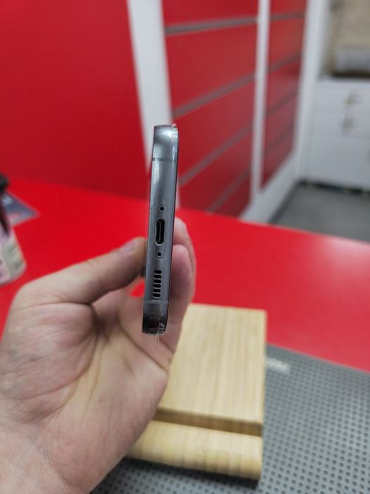 Samsung Galaxy S23 FE 128GB / 8GB