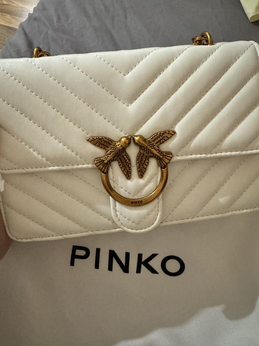 Бяла чанта Пинко