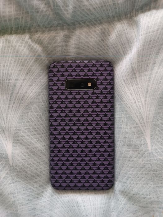 Телефонлар сотилади