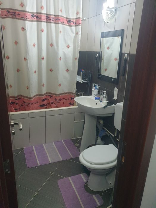 Vand apartament 2 camere