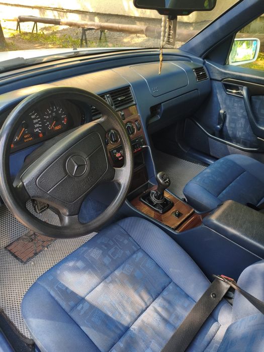 Продам mercedes w202