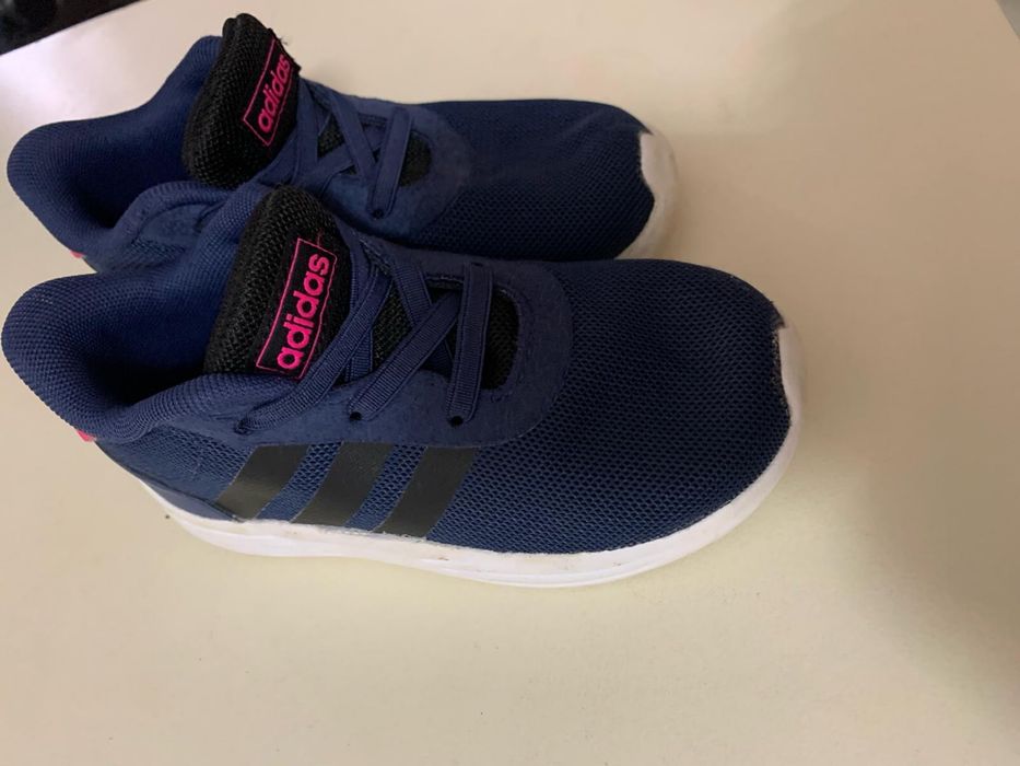 Adidas оригинални детски маратонки