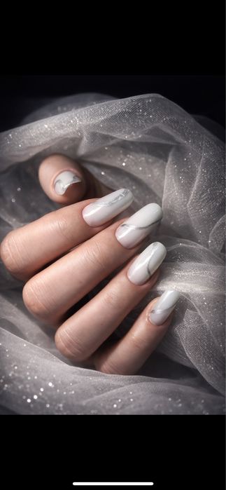 Unghii cu gel LUMINA