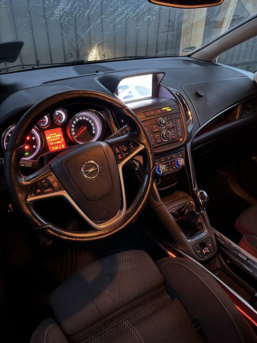 Opel Zafira Tourer