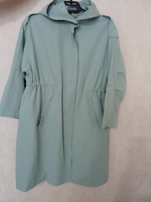 Продам плащ женский