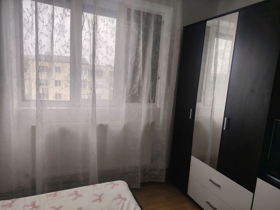 Apartament de inchiriat langa Vila Cafe