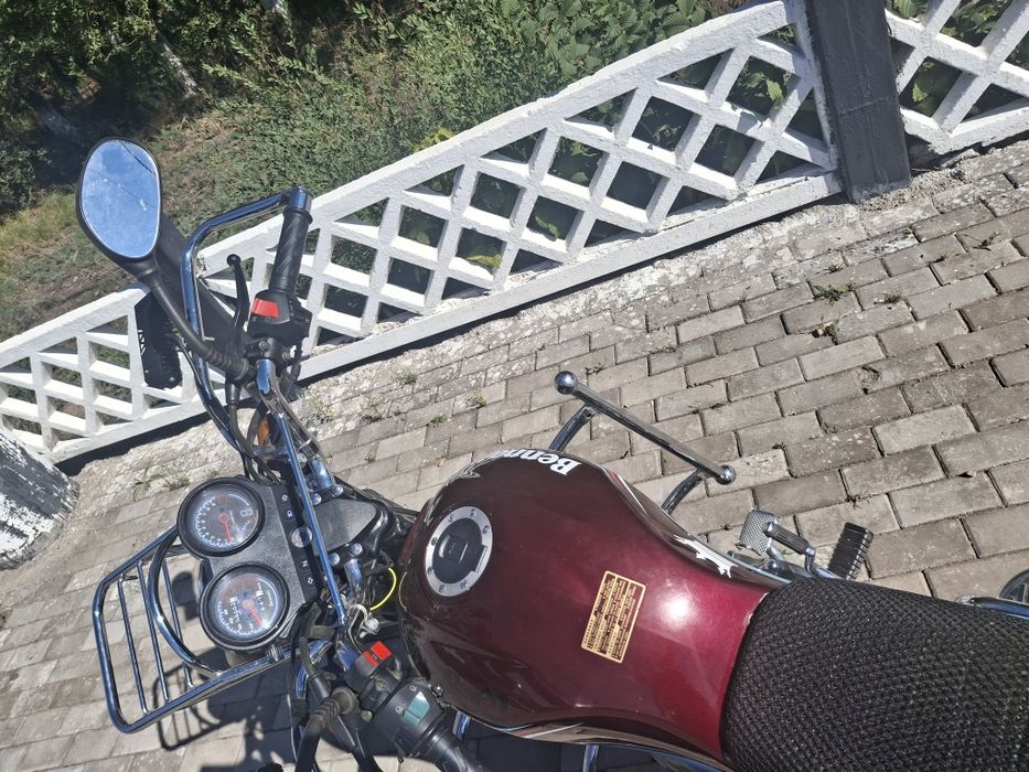 Мотоцикл 200куб.