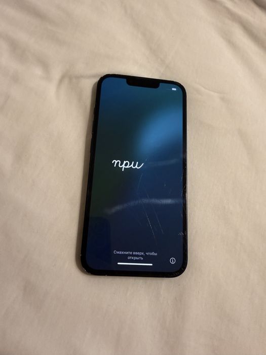 Продам iphone 13
