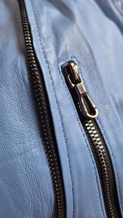 Късо вталено яке от естествена кожа