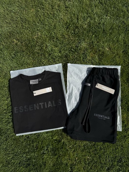 Compleu scurt Essentials / Premium 2026