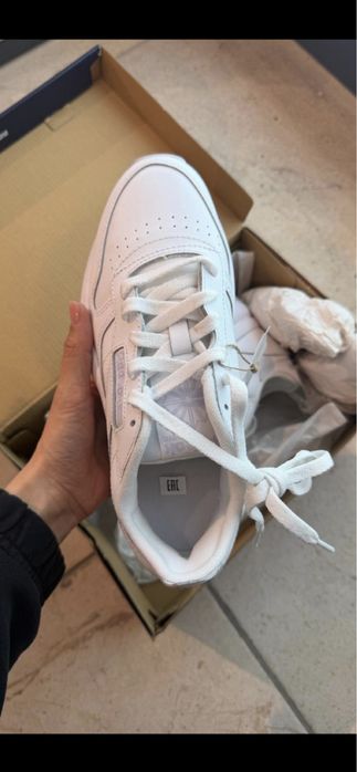 Reebok кроссовки 36 размер