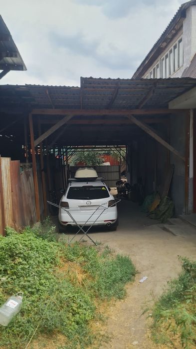 Продаётся двухэтажный дом под Бизнес