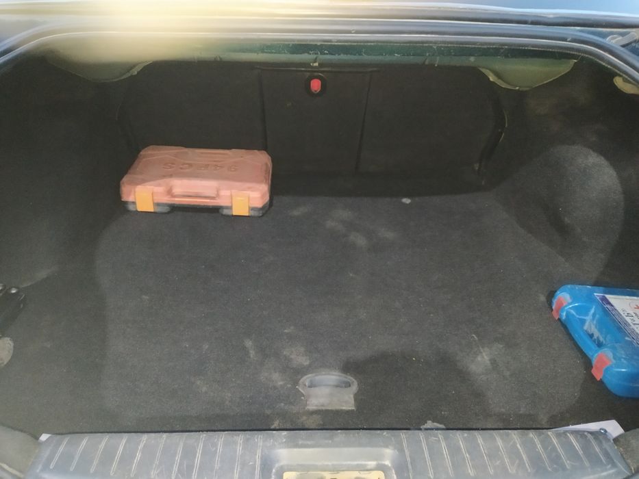 Продам машину недорого