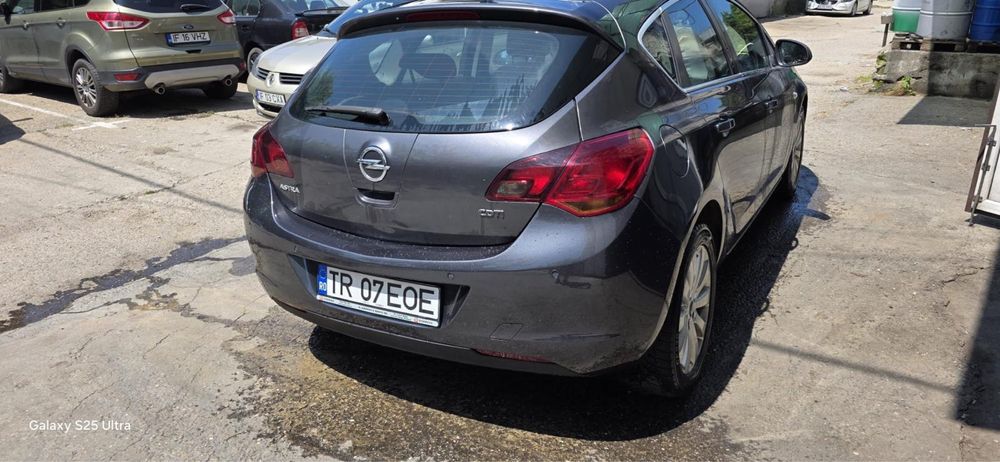 OPEL Astra 2010 — imagine 17