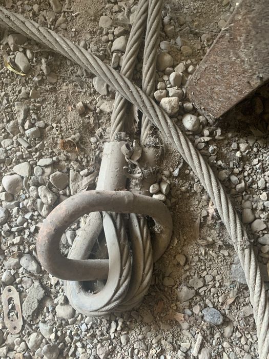 Продам тросс с карабином