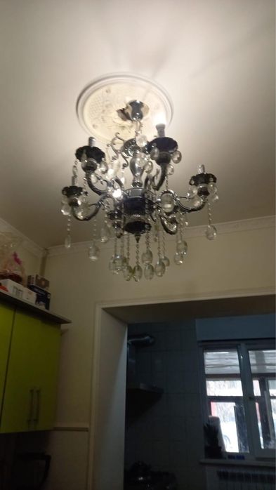 Продам Люстры 5 шт в отличном состояний