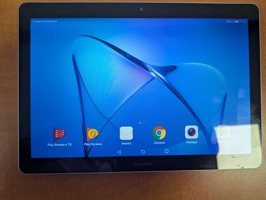 Продавам неизползван таблет Huawei Mediapad T3 10