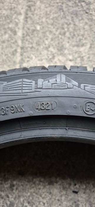 2 anvelope All season ca noi Continental 215/45/18,dot 2021.Pret/buc.