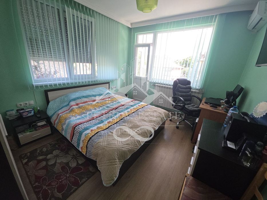 Продава се Къща в Велинград - 240 кв.м за 875 €/кв.м - Снимка #6