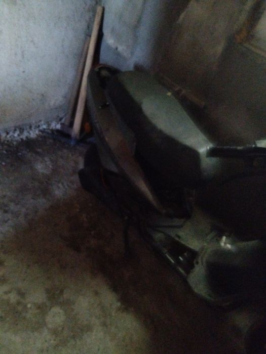 Vând sau dezmembrez scuter volta vs 1