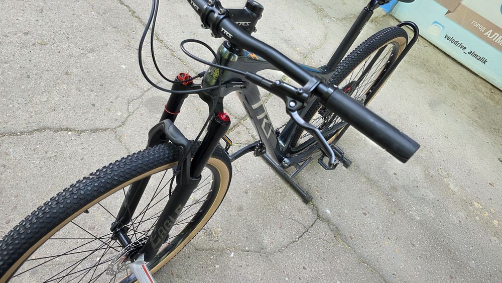 Роскошный Карбоновый велосипед TRS на SHIMANO DEORE 12S