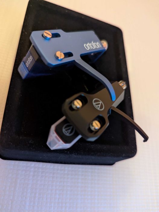 Vand pick-up Audio-Technica AT-LP140XP + accesorii