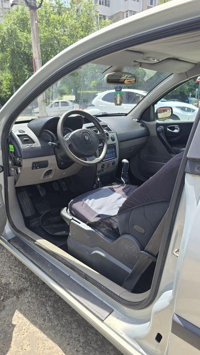 Preț fix! Renault megane 2 1.6 benzina 2003