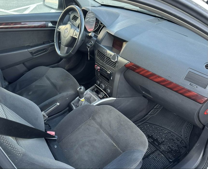 Vănd Opel astra h