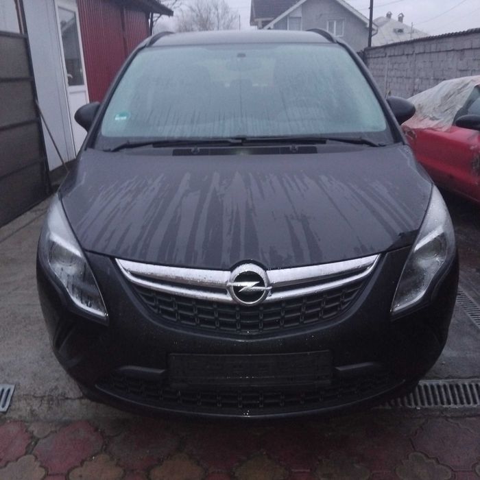 Opel zafira 2015