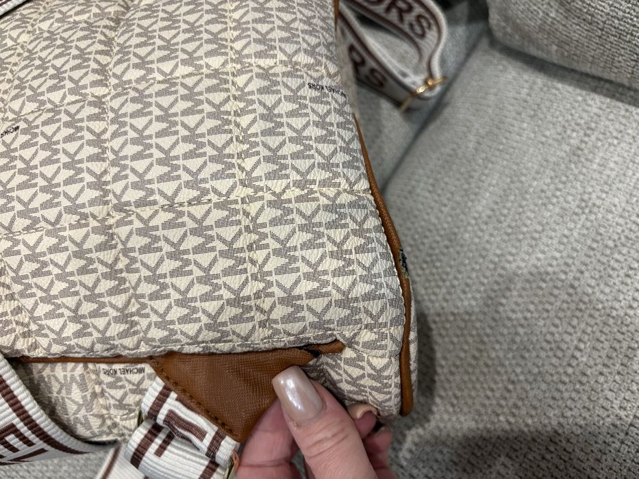 Дамска раница и портмоне