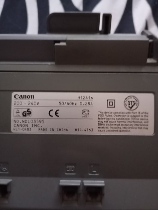 Vînd imprimanta  canon