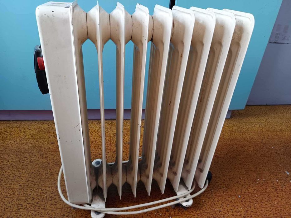Истинска соц класика: маслен радиатор Смядово, работещ!