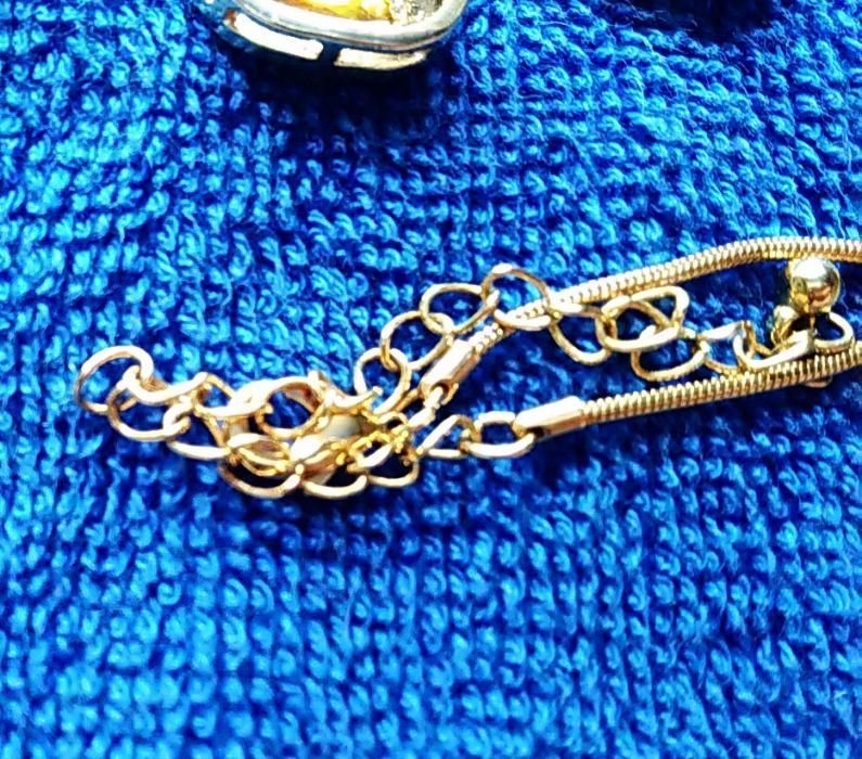 Позлатен нов комплект колие обици камъни