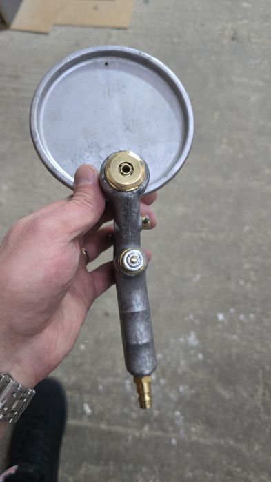 Пистолет - распылитель гелькоута