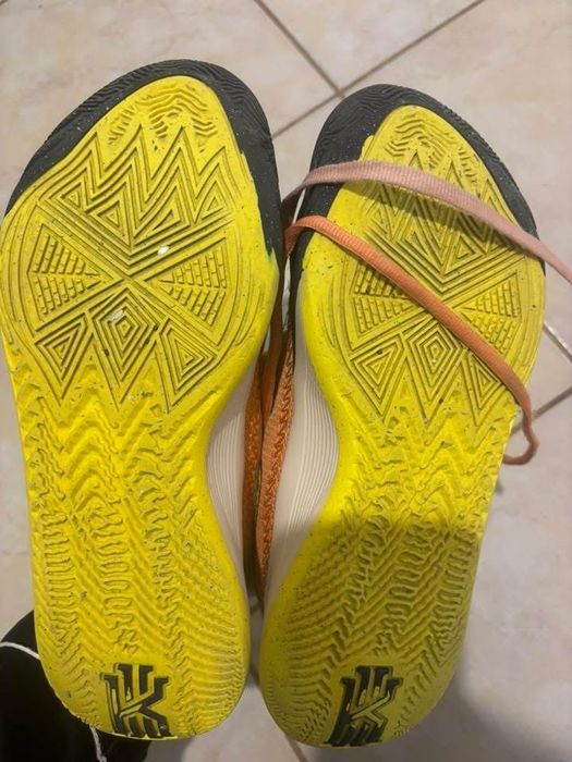 Nike Kyrie Fytrap6 ghete baschet mărimea 41