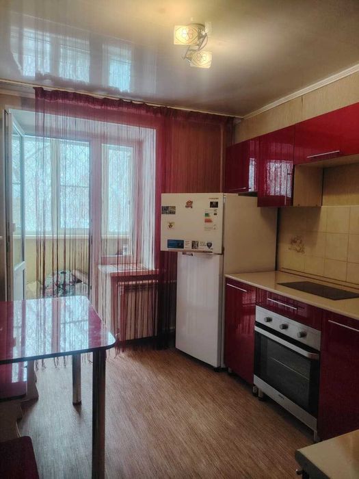 Продам 1,5 квартиру 1/9эт,"кирпич"39кв.м, ул.Наб.им Славского д.54