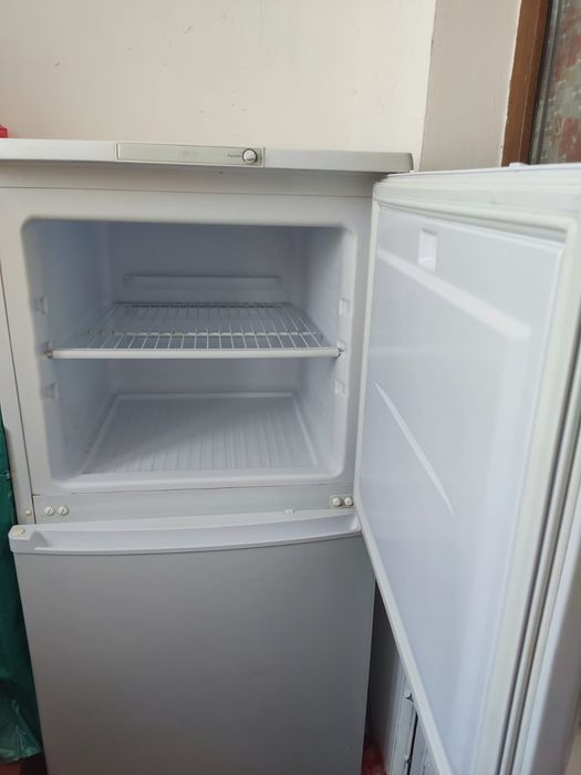 холоделник бу 2 года испол.