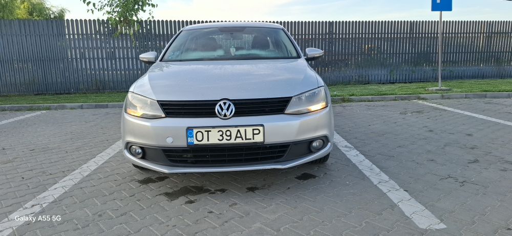 Vw   Jetta    an 2012