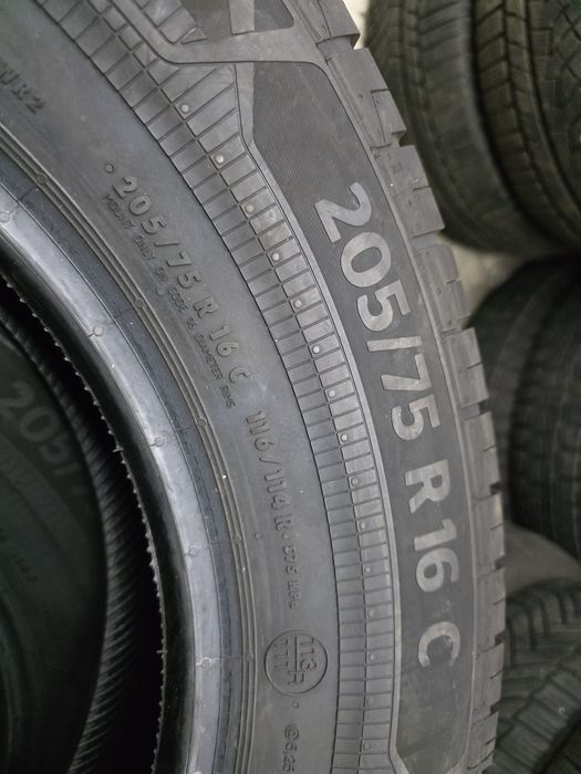 Нови летни гуми за Бус 205 75 16 С - Continental