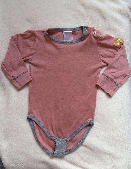 Бебешко боди на марка Шушулка с удължител 100% мерино 86-92 см