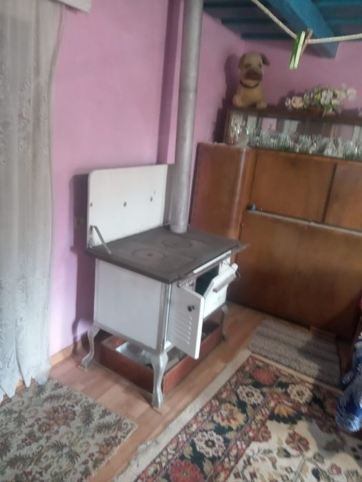 Casă la țară de închiriat