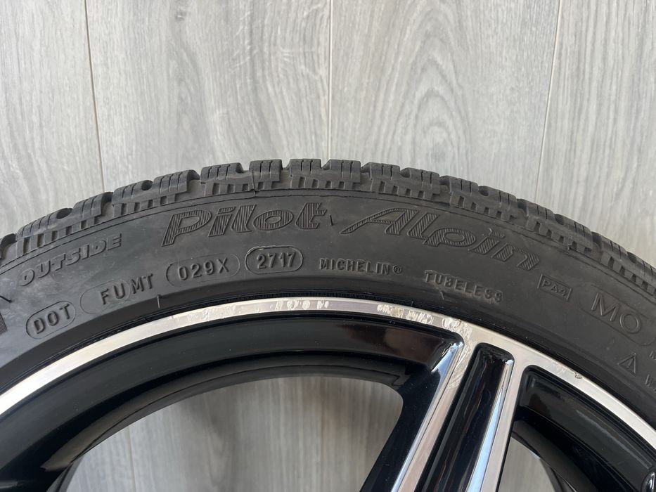 Оригинални джанти АМГ 18 цола 5х112 за Мерцедес Ц-класа АМГ W205 със зимни гуми 225/45/18