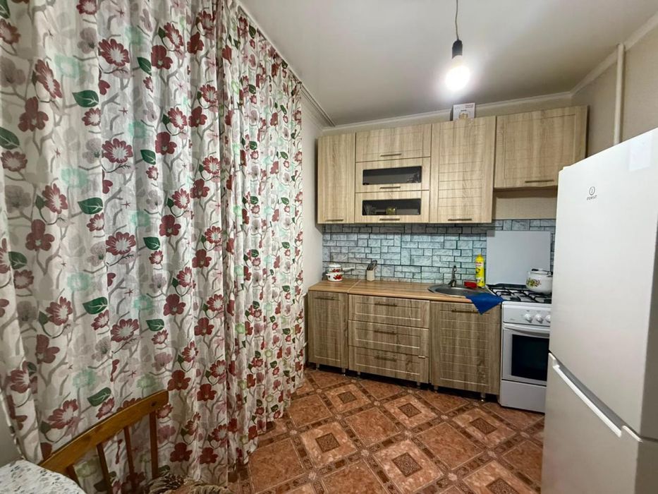 Сдам 1 ком квартиру на длительный срок