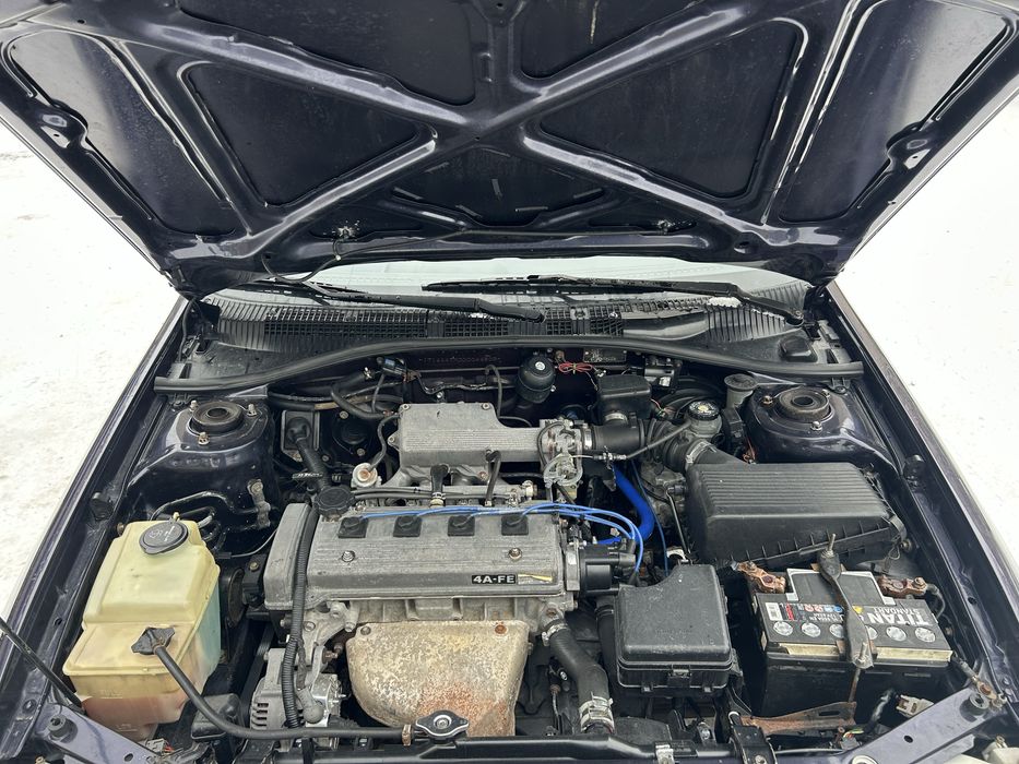 Продам тойота карина е