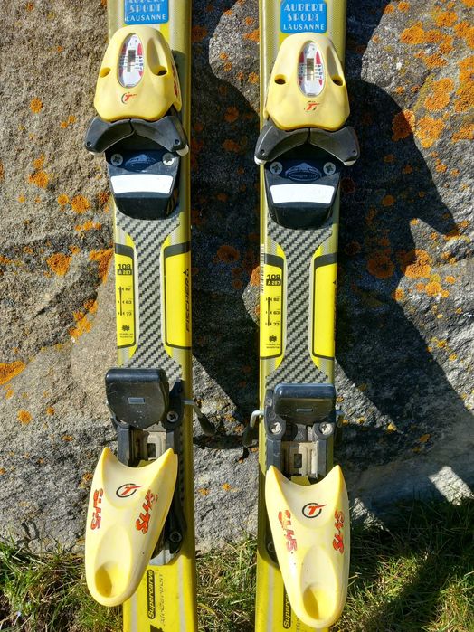 Set complet schiuri Fisher, clapari Head, bete Wedze, casca Wedze