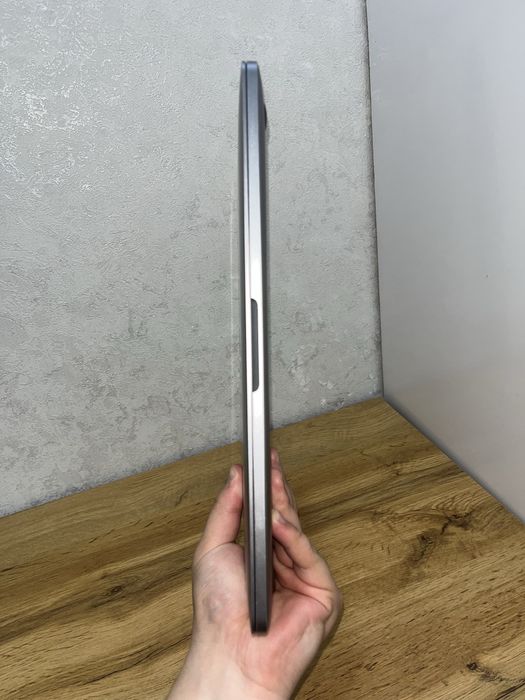 Macbook pro m1 2020, 8/256GB